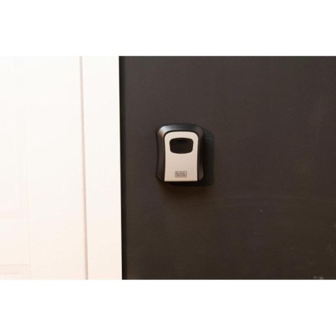 SKRZYNKA SEJF NA KLUCZE NA SZYFR 4 CYFRY BLACK + DECKER BLACK + DECKER
