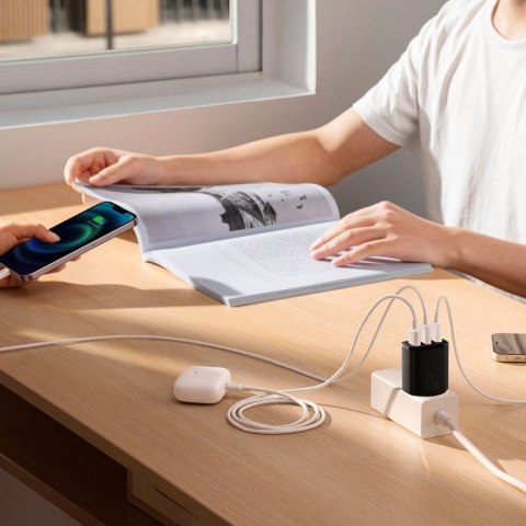 Baseus Compact ładowarka sieciowa 3x USB 17W czarny (CCXJ020101) Baseus