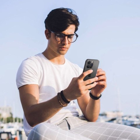 Osłona aparatu Spigen Glas.tR EZ Fit Optik Camera Protector na iPhone 14 Pro / Pro Max / 15 Pro / Pro Max / 16 Pro / Pro Max / 1 Spigen