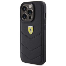 Etui Ferrari Quilted Metal Logo na iPhone 15 Pro - czarne Ferrari