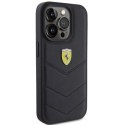 Etui Ferrari Quilted Metal Logo na iPhone 15 Pro - czarne Ferrari