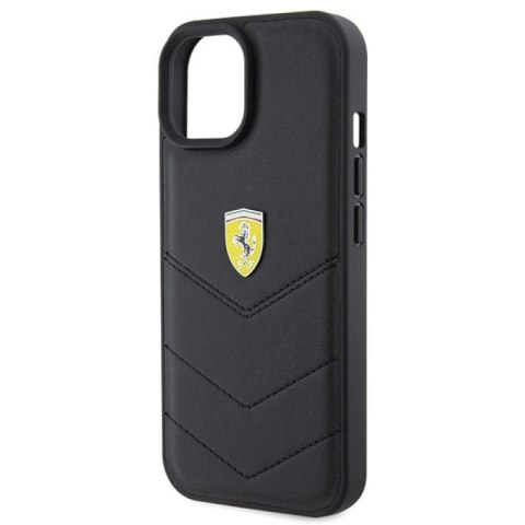 Etui Ferrari Quilted Metal Logo na iPhone 15 - czarne Ferrari