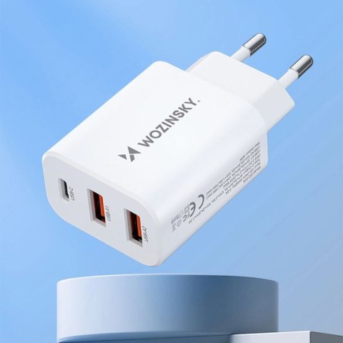 Ładowarka sieciowa Wozinsky CWCUCW 30W USB-C / 2 x USB-A - biała Wozinsky