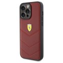 Etui Ferrari Leather Stitched Lines na iPhone 15 Pro Max - czerwone Ferrari