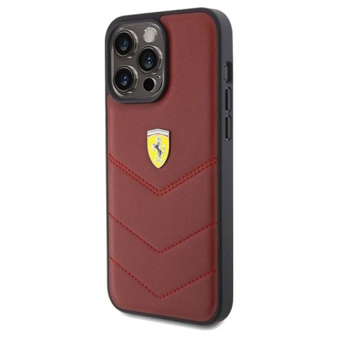 Etui Ferrari Leather Stitched Lines na iPhone 15 Pro Max - czerwone Ferrari