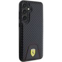 Etui Ferrari Carbon Stitched Bottom na Samsung Galaxy S24+ - czarne Ferrari