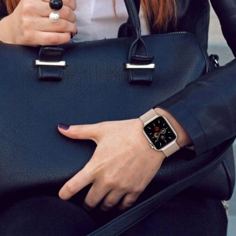 Pasek Tech-Protect MilaneseBand na Apple Watch 4 / 5 / 6 / 7 / 8 / 9 / SE (38/40/41 mm) - różowy Tech-Protect