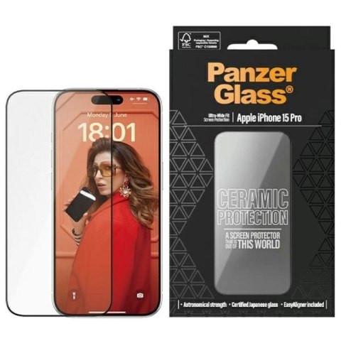 Szkło ceramiczne PanzerGlass Ceramic Protection na iPhone 15 Pro z pozycjonerem PanzerGlass