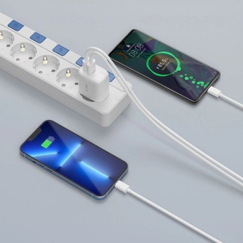 Ładowarka Tech-Protect C20W sieciowa USB-C PD 20W / USB-A QC 3.0 z kablem USB-C / Lightning - biała Tech-Protect