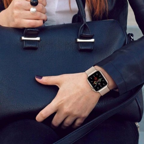 Pasek Tech-Protect MilaneseBand na Apple Watch 4 / 5 / 6 / 7 / 8 / 9 / SE / Ultra 1 / 2 (42/44/45/49 mm) - beżowy Tech-Protect