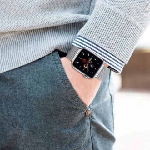 Pasek Tech-Protect MilaneseBand na Apple Watch 4 / 5 / 6 / 7 / 8 / 9 / SE / Ultra 1 / 2 (42/44/45/49 mm) - beżowy Tech-Protect
