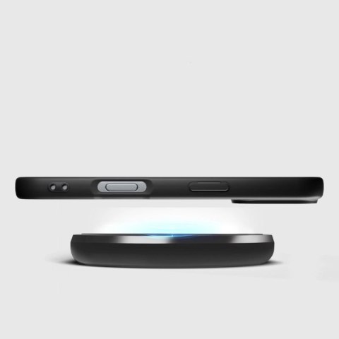 Etui SBS Instinct na iPhone 16 - czarne SBS