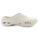 CROCS ECHO WAVE CLOG BONE 210521-2Y2 Crocs