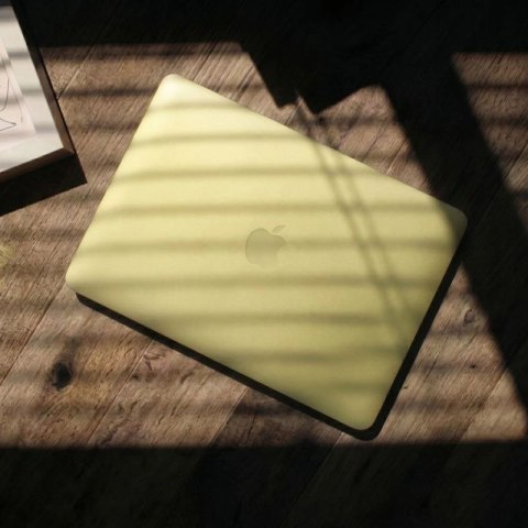 Etui Tech-Protect Softshell na MacBook Neo 13 2026 - żółte matowe Tech-Protect