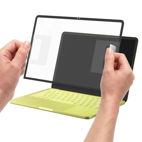 Szkło hartowane Spigen Glas.tR Slim FC na MacBook Neo 13" 2026 - czarne Spigen
