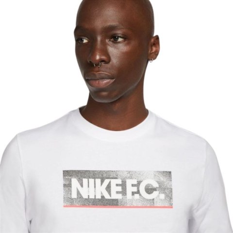 Koszulka Nike NK Fc Tee Seasonal Block M DH7444 100 Nike