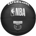 Piłka Wilson Team Tribute Brooklyn Nets Mini Ball Jr WZ4017604XB Wilson