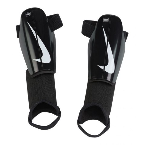 Ochraniacze piłkarskie Nike Charge DX4610-010 Nike