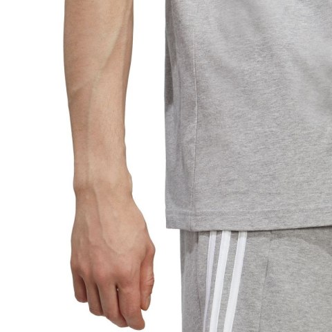 Koszulka adidas Essentials Single Jersey Embroidered Small Logo M IC9288 Adidas