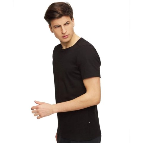 On ON-T 16100410 Czarne M On