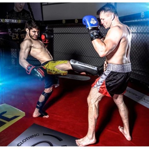 Ochraniacze na piszczele M - Edge DBX Bushido