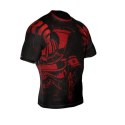 Koszulka kompresyjna "Warrior" typu Rashguard powstała z materiału DBX MORE DRY M DBX Bushido