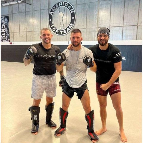 Ochraniacze na piszczele M - Phantom Red DBX Bushido